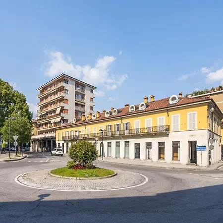 Apartment In Pallanza Near Lake Maggiore, Cleaning Included *