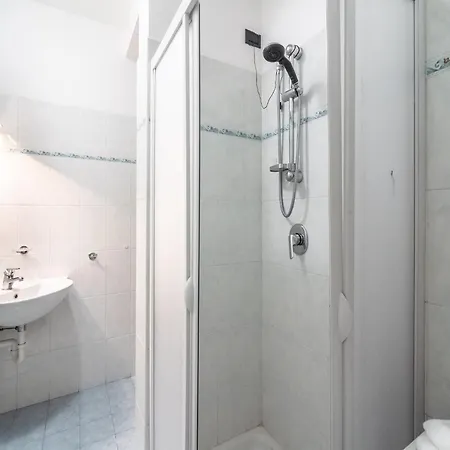 Apartment In Pallanza Near Lake Maggiore, Cleaning Included * Verbania