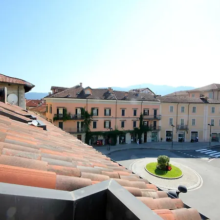 Apartment In Pallanza Near Lake Maggiore, Cleaning Included *