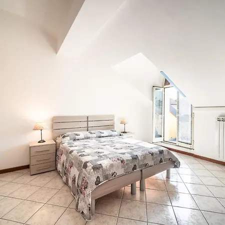 Apartment In Pallanza Near Lake Maggiore, Cleaning Included *